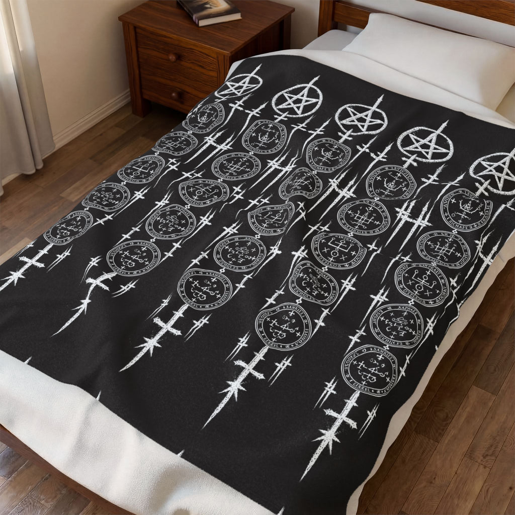 XYRO Pentagram Plush Blanket — Archangel Sigil Velveteen Throw